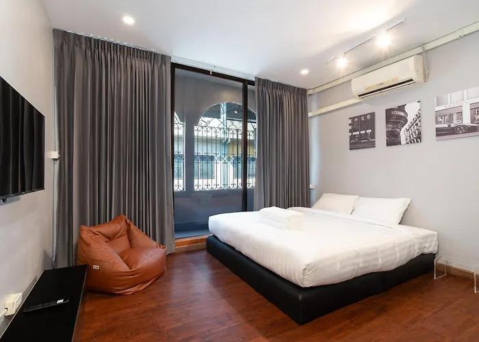 公寓 Townhouse 37 In Pratunam Soi Ratchaprarop 10
