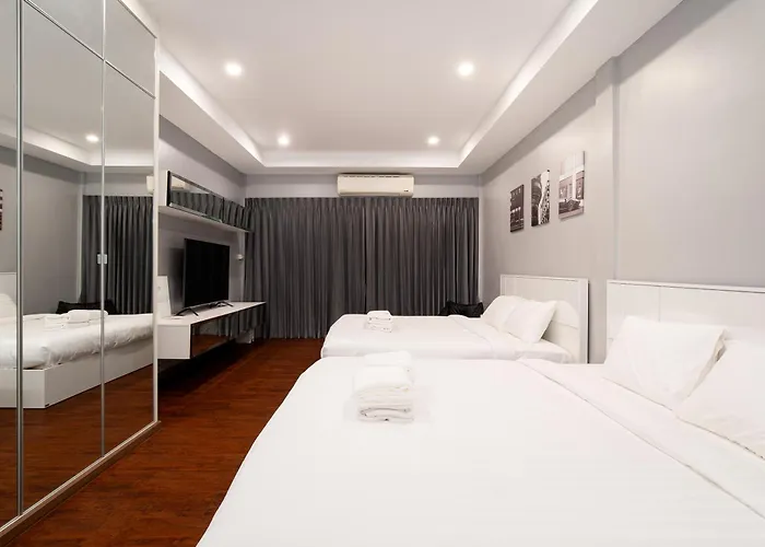 Townhouse 37 In Pratunam Soi Ratchaprarop 10 公寓 曼谷