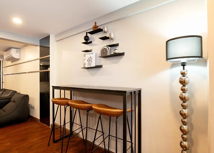 公寓 Townhouse 37 In Pratunam Soi Ratchaprarop 10
