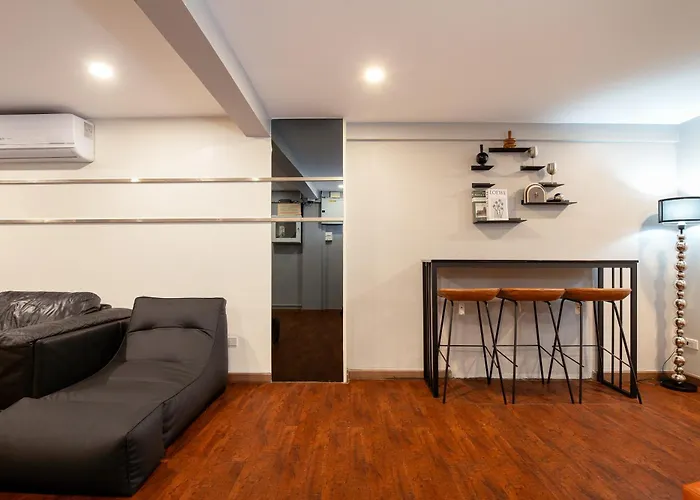 Townhouse 37 In Pratunam Soi Ratchaprarop 10 公寓