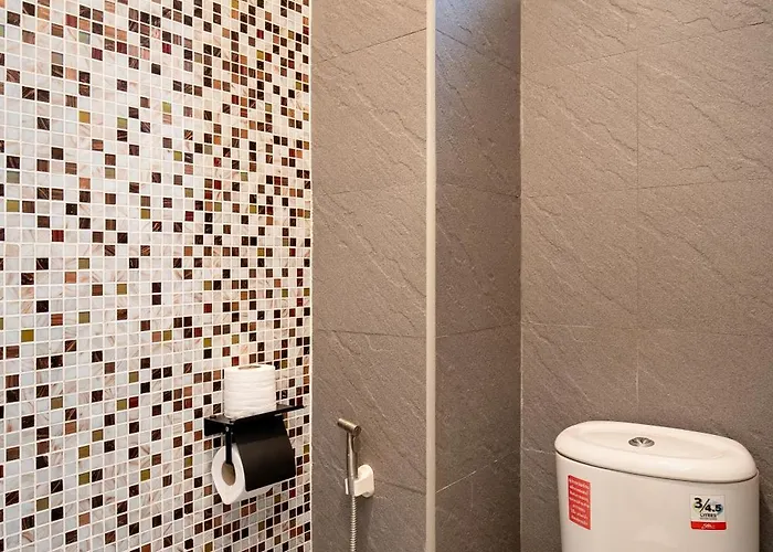 Townhouse 37 In Pratunam Soi Ratchaprarop 10 公寓 *